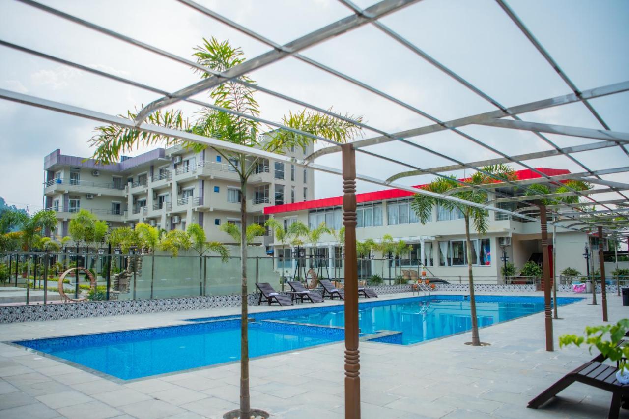 Quick 20 Riverside Hotel Amlekhganj Bagian luar foto