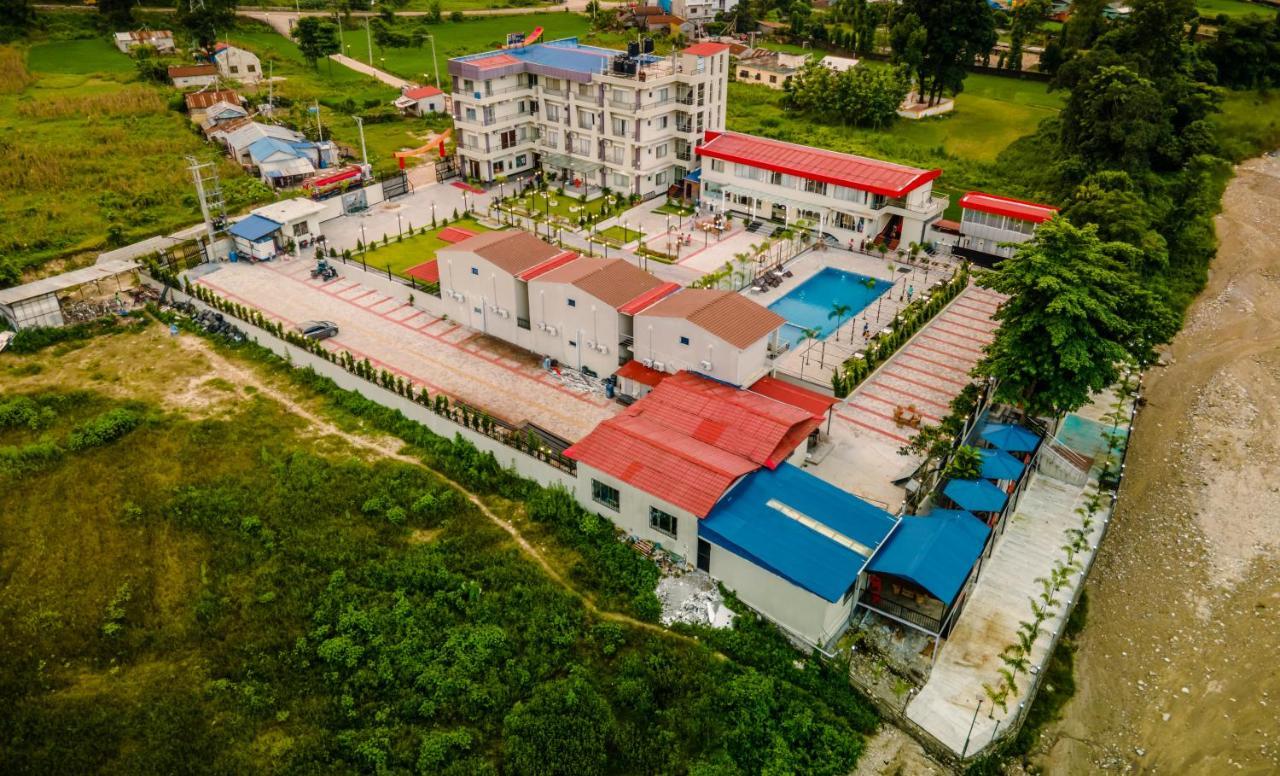 Quick 20 Riverside Hotel Amlekhganj Bagian luar foto